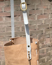 Load image into Gallery viewer, Veg Tan Embossed Crossbody Bag With White Strap
